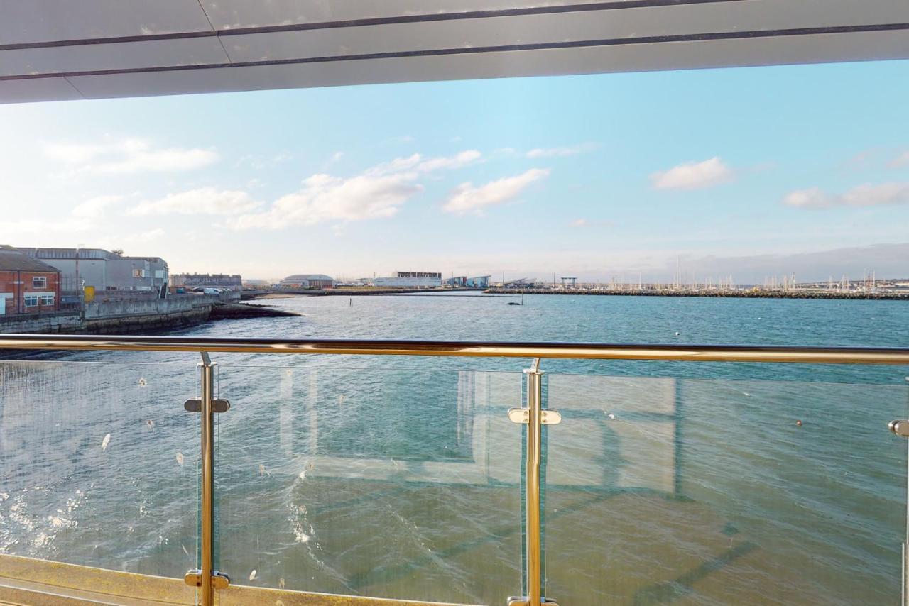Aparthotel Crabbers' Wharf Portland Exterior foto