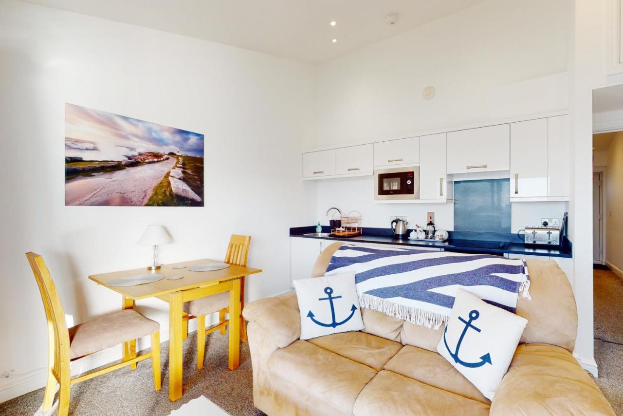 Aparthotel Crabbers' Wharf Portland Exterior foto