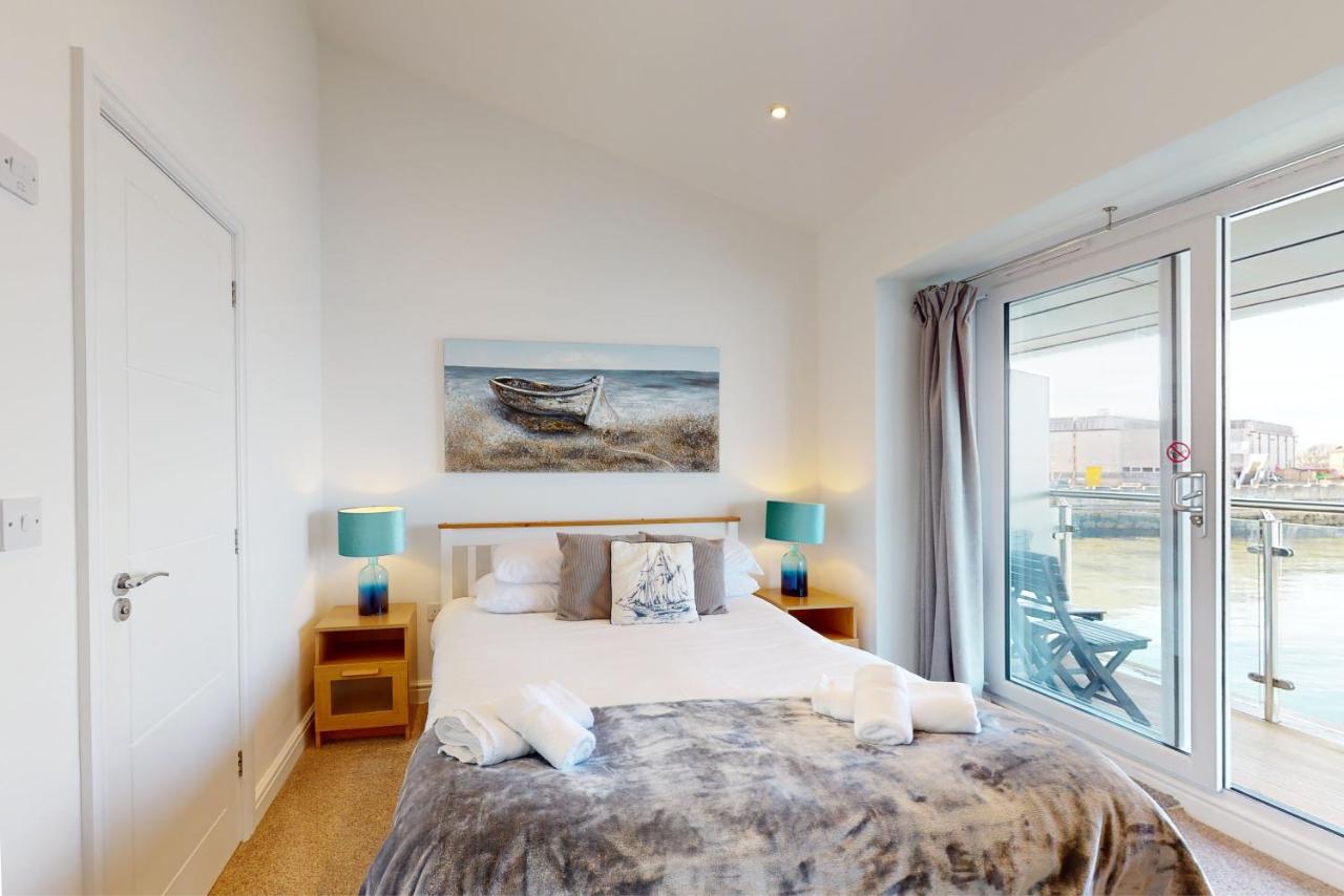 Aparthotel Crabbers' Wharf Portland Exterior foto
