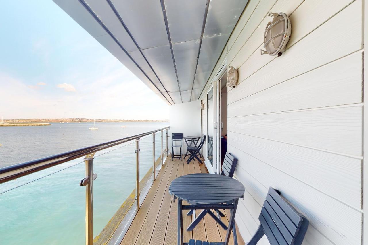 Aparthotel Crabbers' Wharf Portland Exterior foto